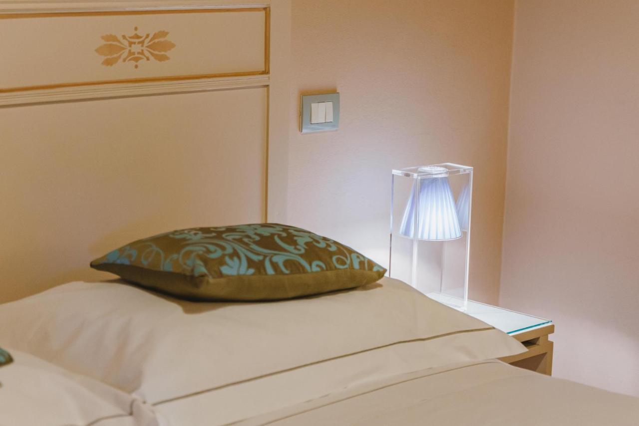 Bed and Breakfast Duchess Boutique De Charme Florencja Zewnętrze zdjęcie